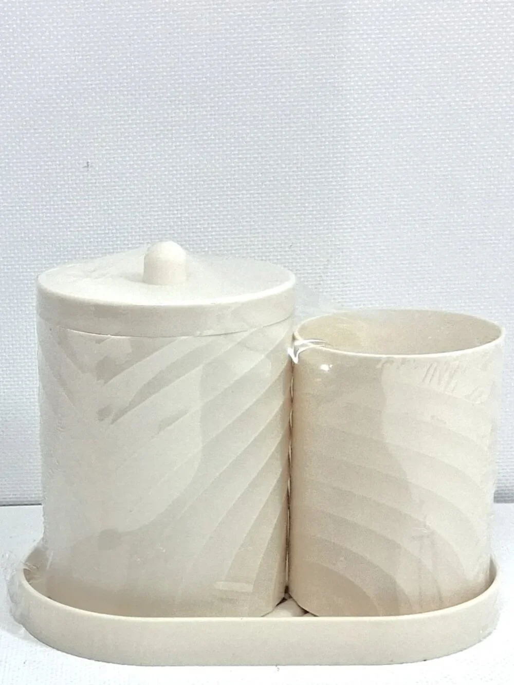 Ivory Cream Bathroom Makeup Vanity Set